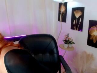 Ms Lucy webcam model stream image