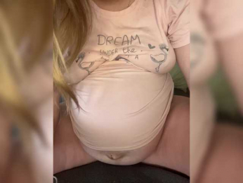 Darkness-Angel webcam model stream image