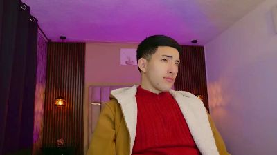 Un_Sluttyy webcam model stream image