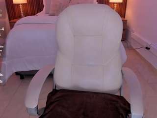 megann-williamss webcam model stream image