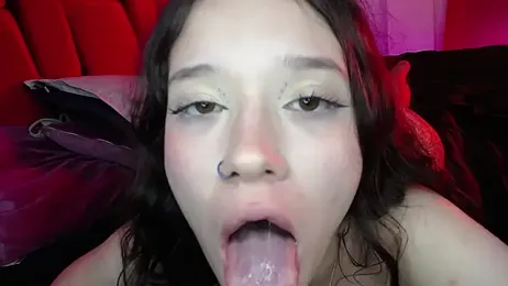 sukubo_ webcam model stream image