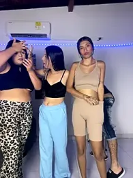 royalgirls_x webcam model stream image