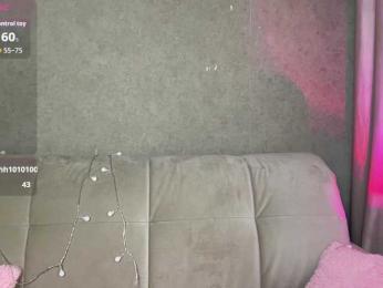 creamberryy webcam bongacams model stream image