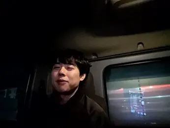 whitebriefboy webcam model stream image