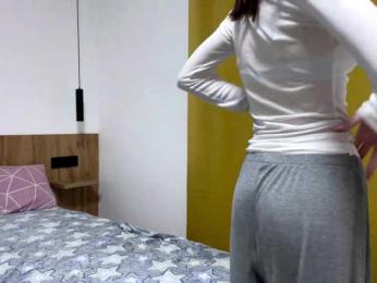 Lia-Kim webcam model stream image