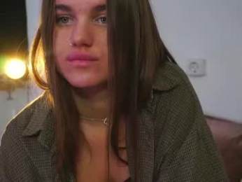 aesthetics__tease webcam model stream image