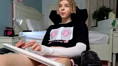 Kudi_Minnt webcam model stream image