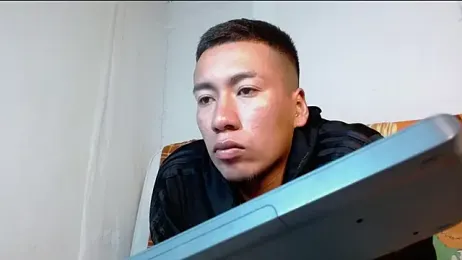 AprilFtMax webcam model stream image