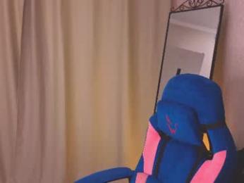 alisevine webcam model stream image