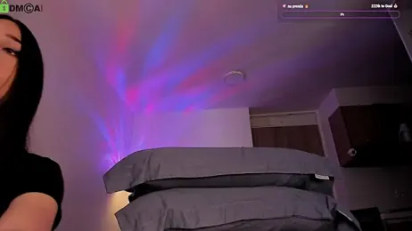 Mikeyvioleta_ webcam model stream image