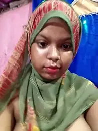 IAMNOTI webcam model stream image