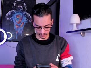 Yader Slim webcam model stream image