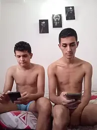 CoupleTwink12 webcam model stream image