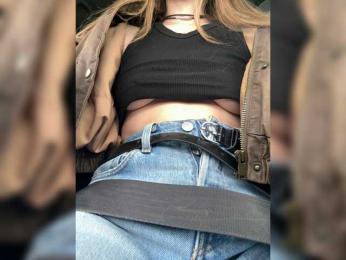 Amelia757 webcam model stream image