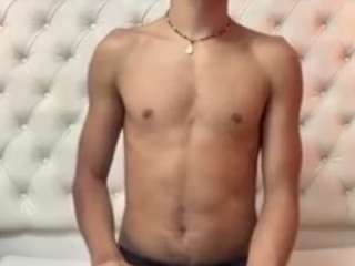 leosanz6 webcam camsoda model stream image