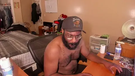 MrChuckDailyXXX webcam model stream image
