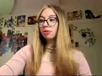 LucreciaSoricelli webcam model stream image