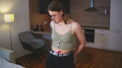 FrancisArnn webcam model stream image