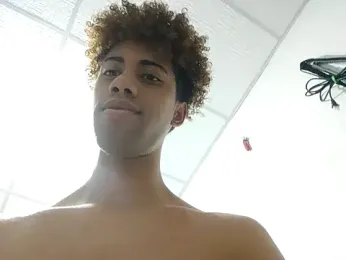 Wild_and_Sweets webcam model stream image