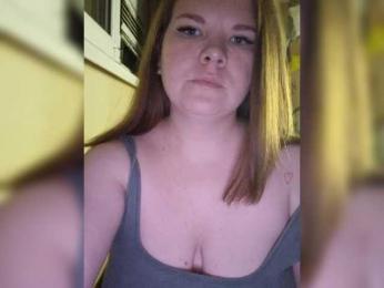 m-pink69 webcam model stream image