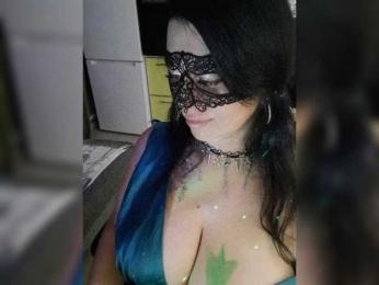 Nikoletta25 webcam model stream image