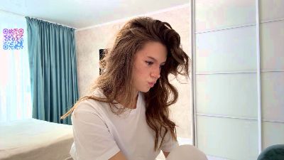 LaurieKempkens webcam model stream image