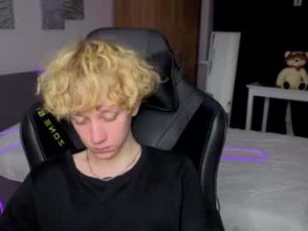 em_chipsi webcam model stream image