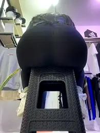 kim_monti webcam model stream image