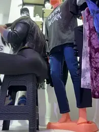 kim_monti webcam model stream image