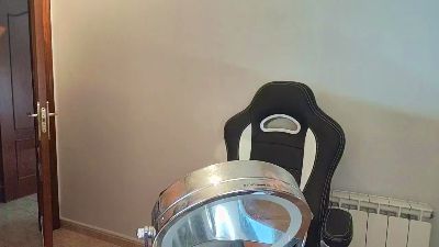 sara_mv webcam model stream image