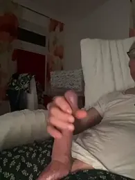 Frank22xx webcam stripchat model stream image