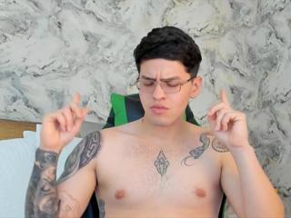 Tommy Grayson webcam model stream image
