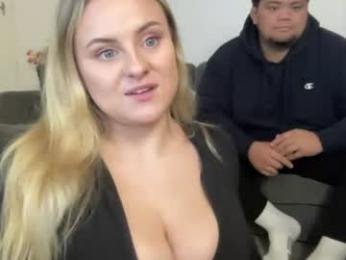 tigoldbitties11 webcam chaturbate model stream image