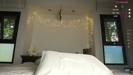 Amylittlestar webcam stripchat model stream image