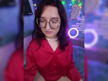 Rosia-Guess webcam model stream image