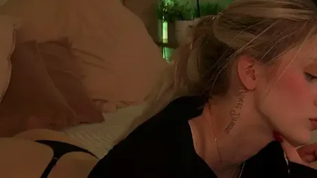 BellaSecrett webcam model stream image