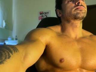 lucasfit27 webcam model stream image