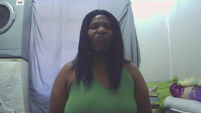 Maturegodess webcam model stream image