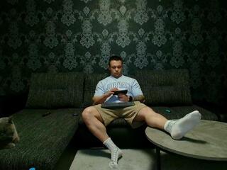 Lerroy Alpha webcam model stream image