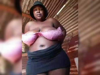 thickNande webcam model stream image