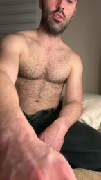 WhiteAndHairy webcam cam4 model stream image