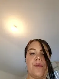 Xladycharme webcam model stream image