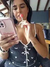 Rosa_Warreen_ webcam model stream image