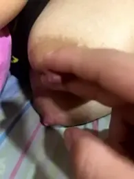 Noamilk webcam model stream image