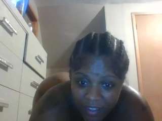 yazzdinero webcam model stream image