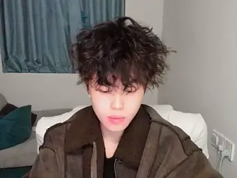 L1kuto webcam model stream image