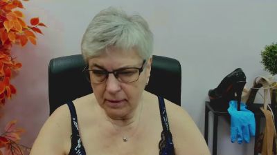 femmeIRIS webcam model stream image