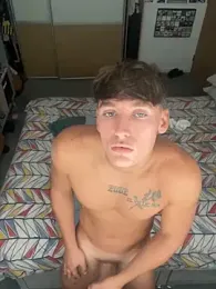 naughtyboy0124 webcam model stream image