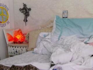 Sarah Phillips webcam model stream image