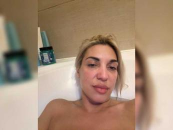 BellaRaff webcam bongacams model stream image